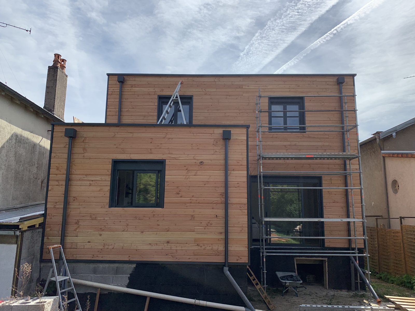 Extension de 75 m² à Toul, bardage Douglas